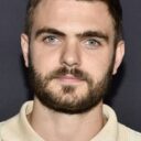 Alex Roe